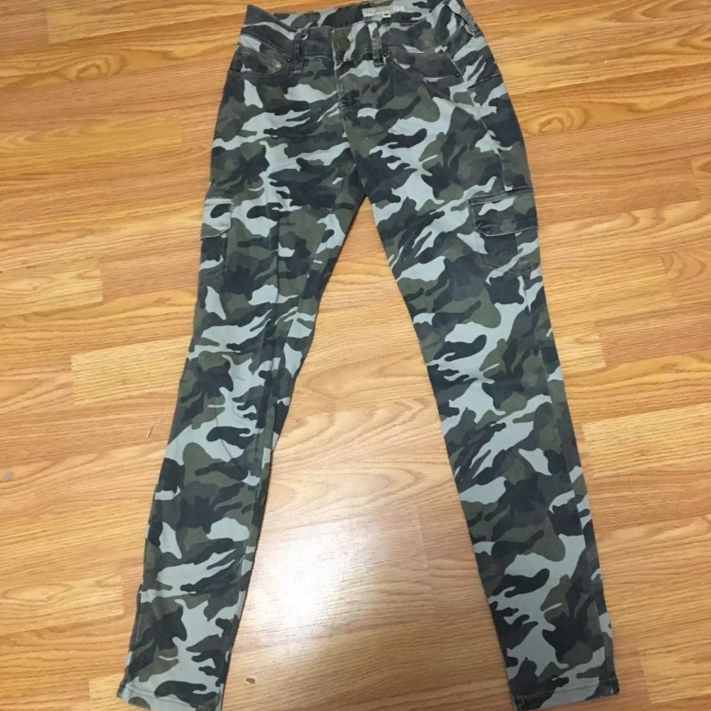 CARGO camo pants